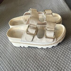 ShuShop Cream Platform Sandals with Double Buckle